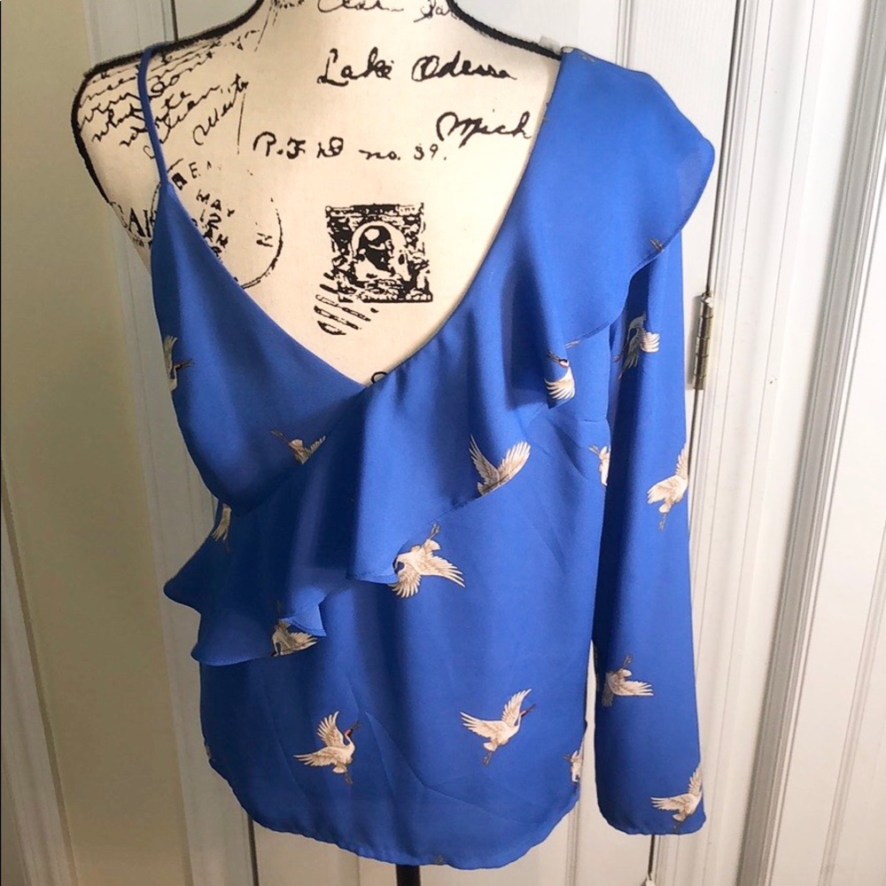 SALE TODAY ONLY Royal blue summer top - Picture 3 of 4